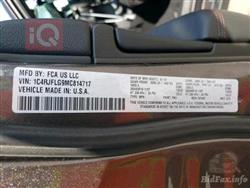 جیپ گراند شیرۆکی